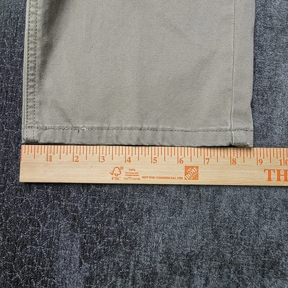 Levis 541 Pants Mens 40x30 Khaki Beige Athletic Taper Stretch Khakis Preppy